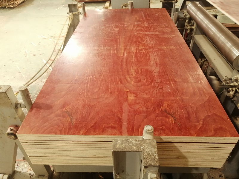 在廣西建筑模板廠家購(gòu)買模板有那些優(yōu)勢(shì)？